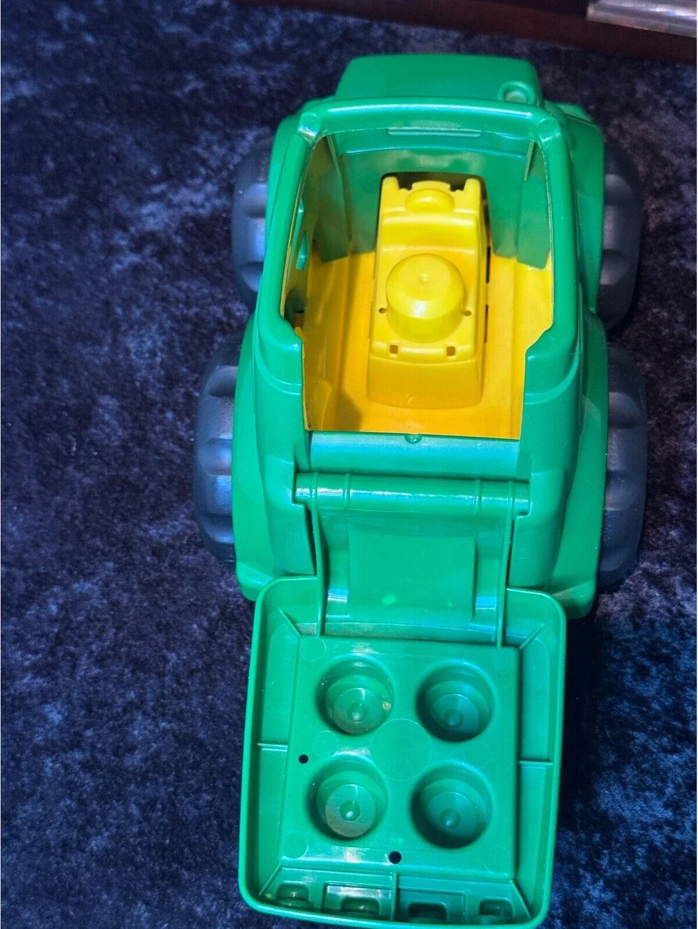 Mega Bloks Green and Yellow John Deere Tractor Toy